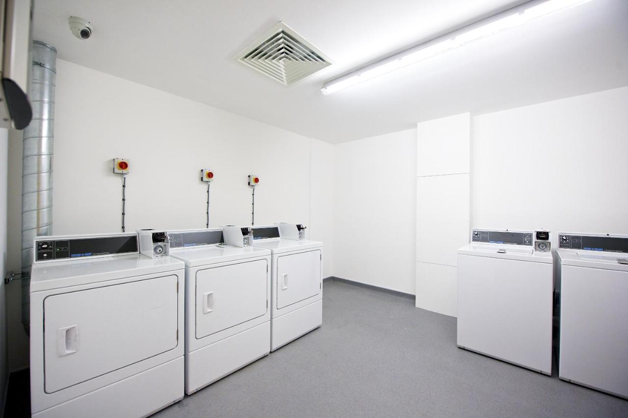 Staycity Aparthotels London Greenwich High Road Bagian luar foto